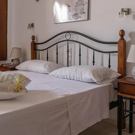 Poseidon Chania Center 3*