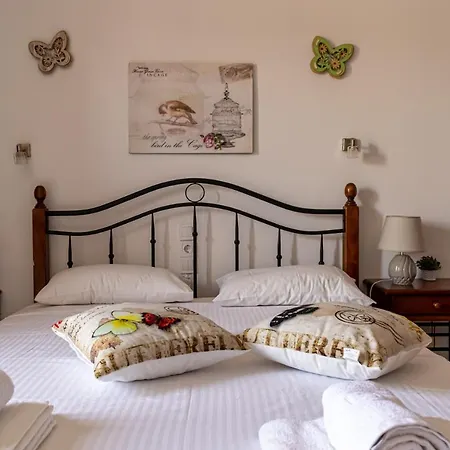 Poseidon Chania Center 3* Hriszí Aktí Haniá