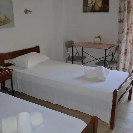 Poseidon Chania Center 3*