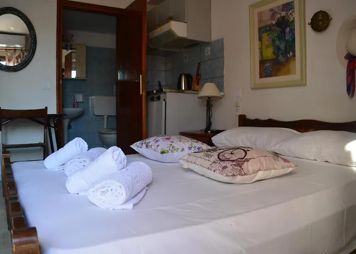 Poseidon Chania Center Aparthotel