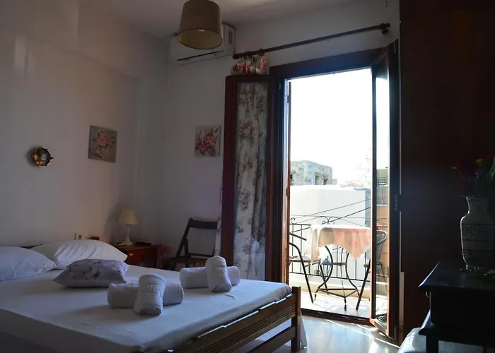 Poseidon Chania Center Aparthotel 3*